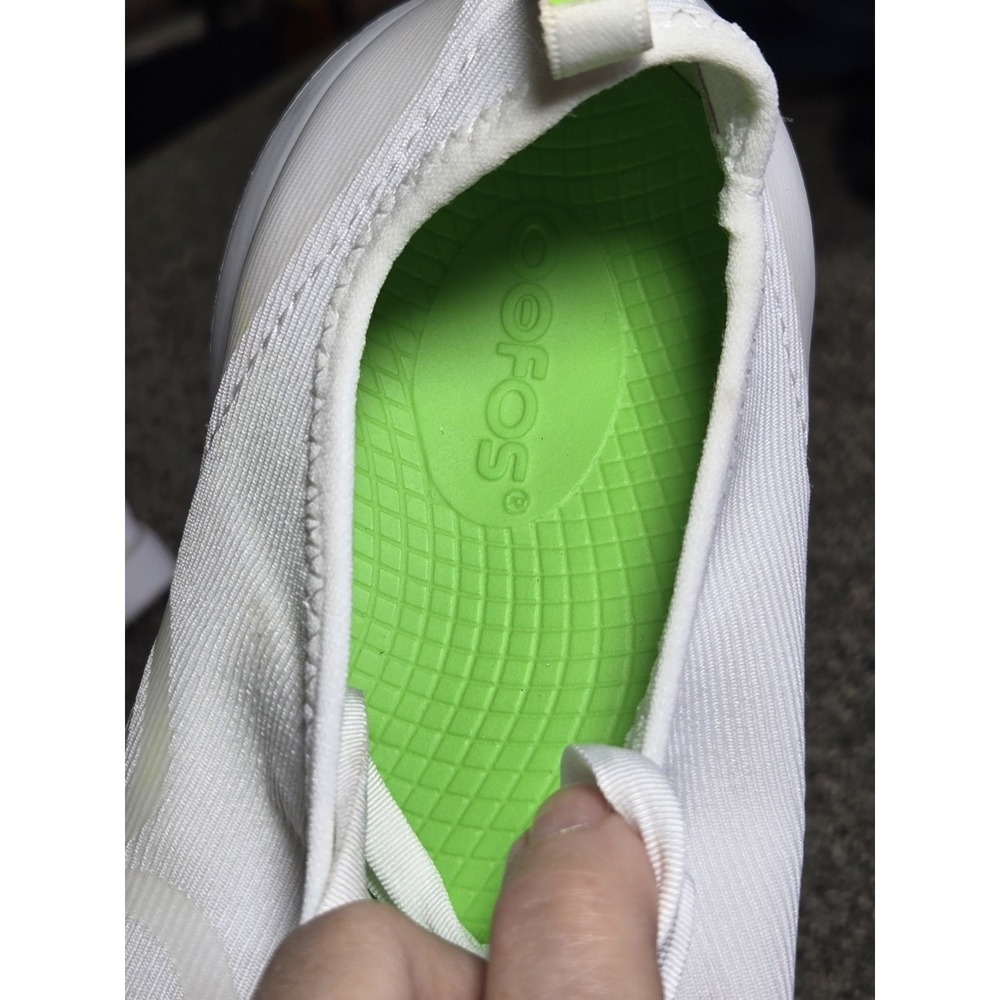 OOFOS White/Green Low Top Lace Up Athletic Sneakers - Women's 7 - Picture 4 of 8